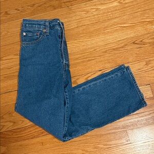 Levi’s premium ribcage ankle straight sz 28 x 27